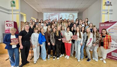 Знайомимо студентів із мережею аптек D.S. як відповідальним роботодовцем